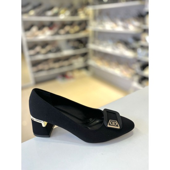 Siyah Kalın Kısa Topuk Mat Saten Mini Gold Toka Stiletto