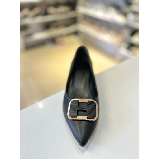 Siyah Kalın Kısa Topuk Sivri Burun H Tokalı Stiletto