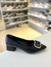 Siyah Kalın Kısa Topuk Sivri Burun H Tokalı Stiletto