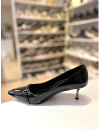 Siyah Metal Topuk Gold Toka Sivri Burun Stiletto