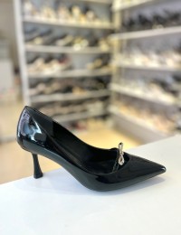 Siyah Rugan Gold Tokalı Sivri Burun Stiletto